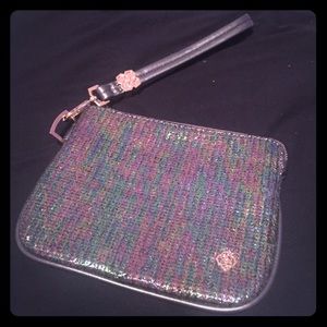 NWOT-BRAND NEW Kendra Scott Iridescent wristlet